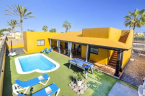 Villa Papagayo Deluxe by Villa Plus